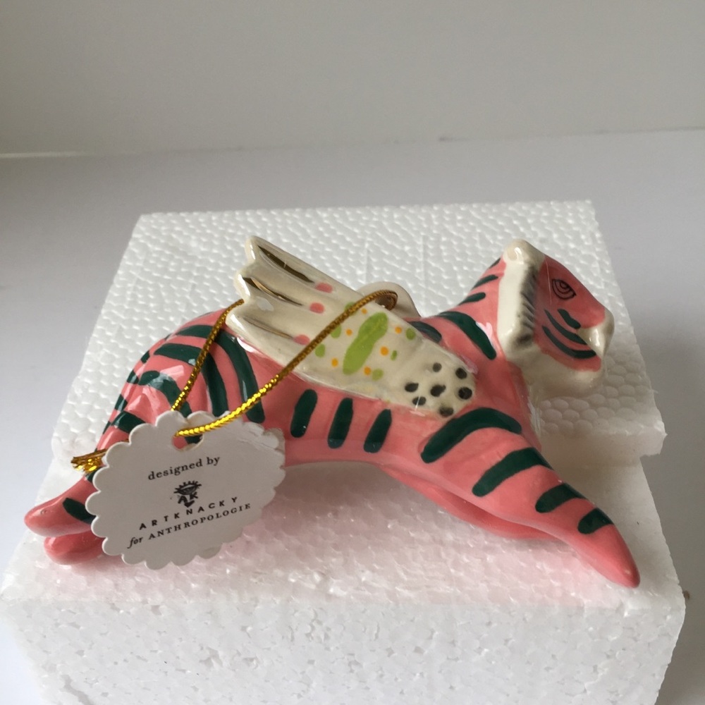 Anthropologie Art Knacky Flying Tiger